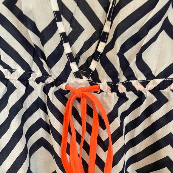 Francesca’s beach coverup - Picture 3 of 5